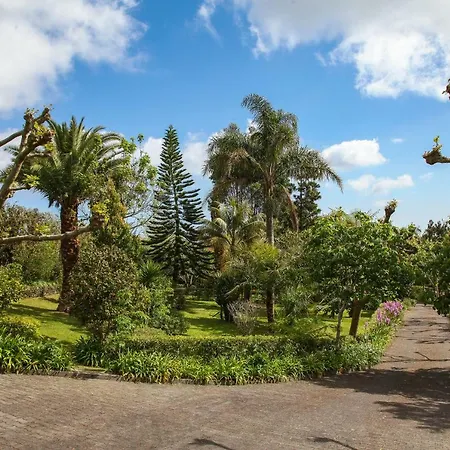 Quinta Flores * Capelas (Sao Miguel)