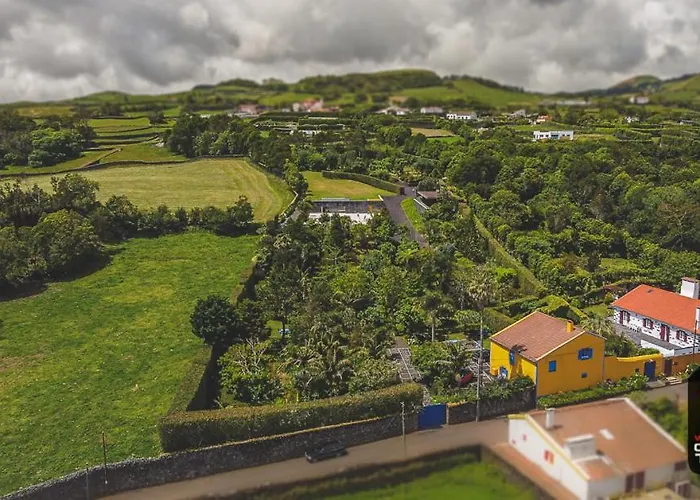 Quinta Flores Capelas (Sao Miguel)